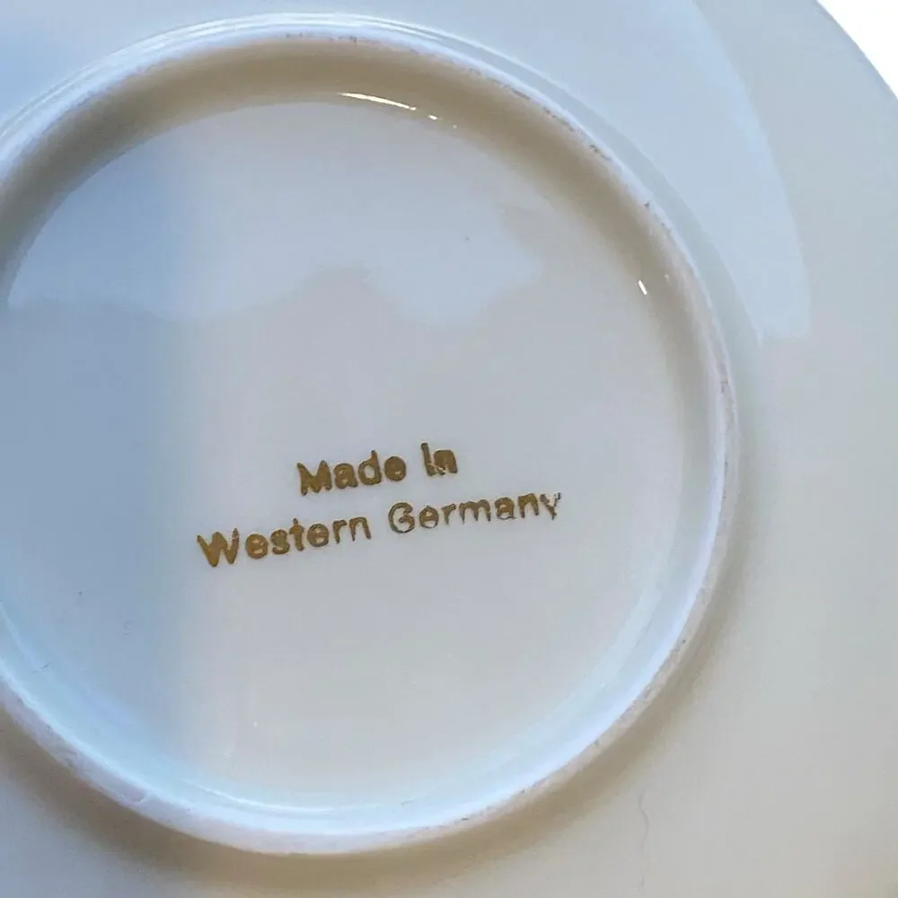 Set of 2 - Vintage porcelain collectibles trinket plates Equestrian Series 02878